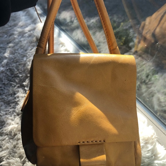 Beautiful Handbag - Picture 4 of 10